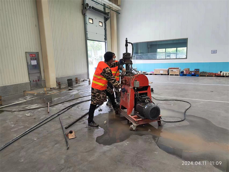 浑南厂房地面下沉塌陷注浆加固施工